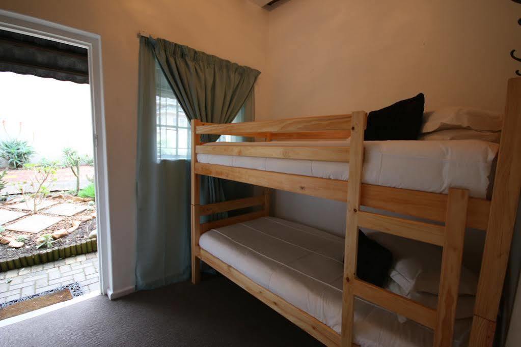 George Lodge International Екстер'єр фото